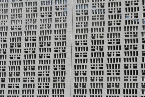 2009-03-13 Concrete Latticework small